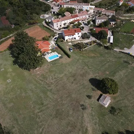 Villa Paradiso With Private Pool Near Pula *